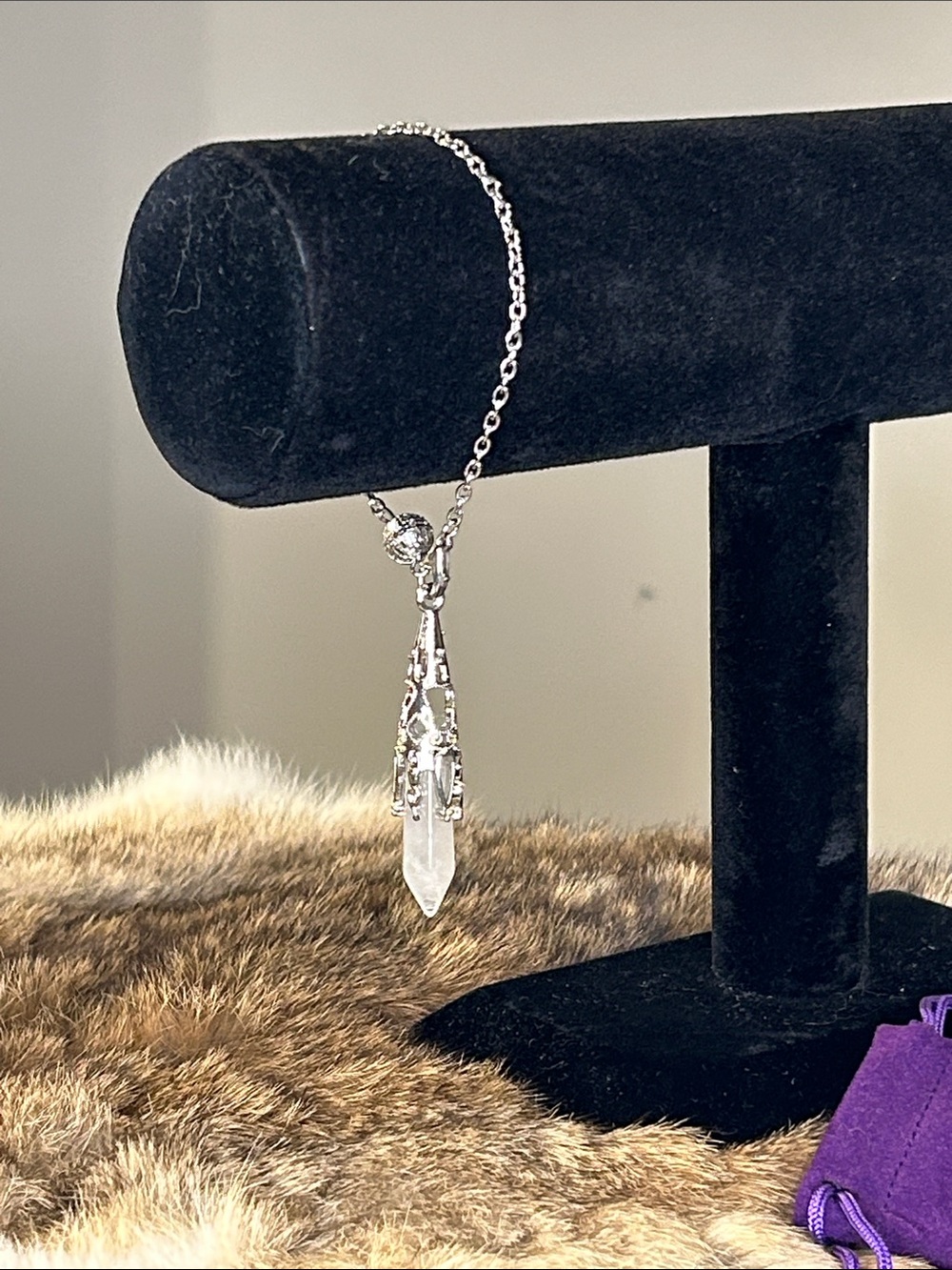 Snowy Quartz Pendulum In Filigree Used To Heighten Your Intuition Or Wear New - Picture 3 of 5